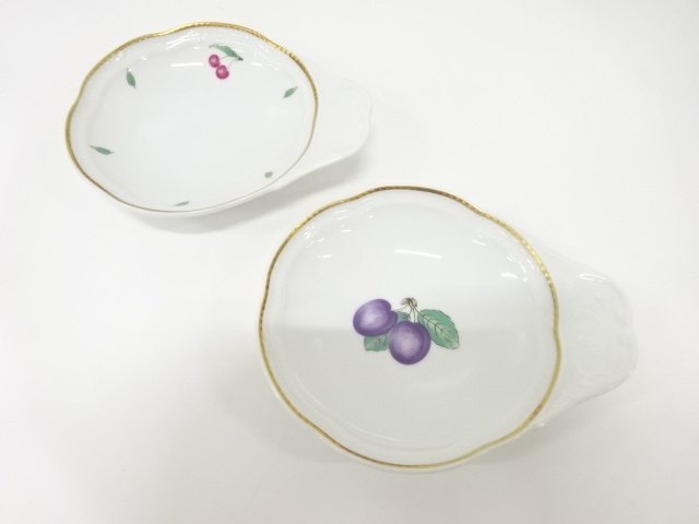 Pottery & Ceramics